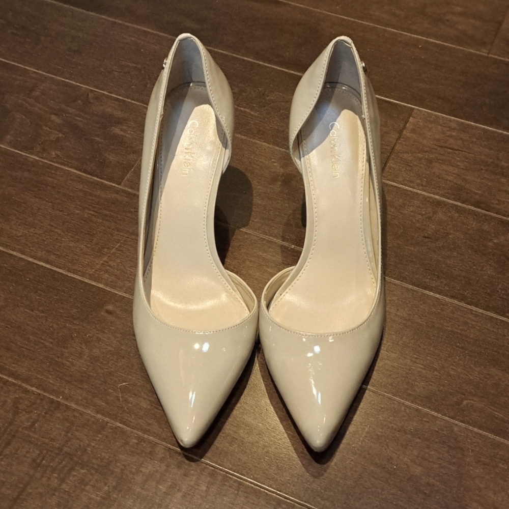 Calvin Klein pumps